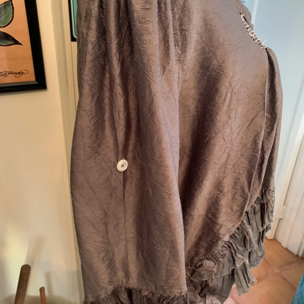 Magnolia Pearl Grey raw silk Button-Up Blouse - Picture 5 of 7